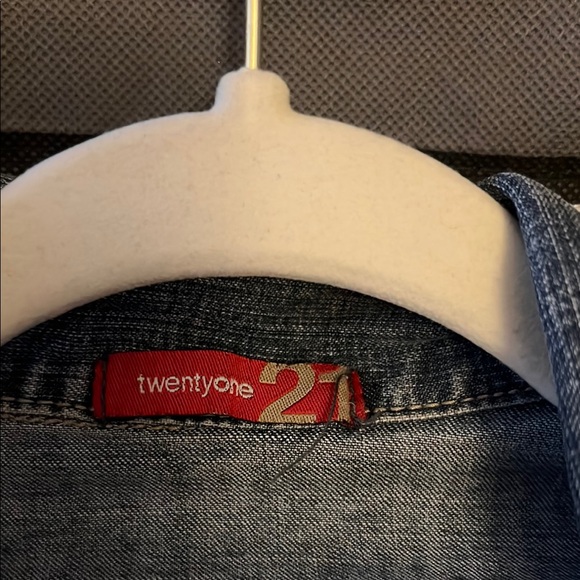 Rue Twenty-one Stylish Denim Jacket-EUC - Picture 11 of 11